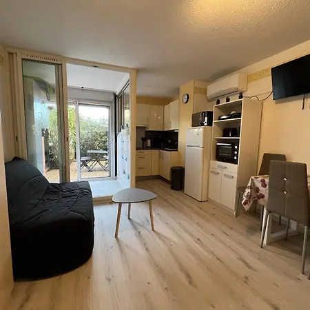 6 Pers, Clim Et Parking - Cap D'agde - Fr-1-749-87 Apartamento