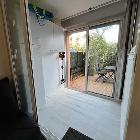 Apartamento 6 Pers, Clim Et Parking - Cap D'agde - Fr-1-749-87 *